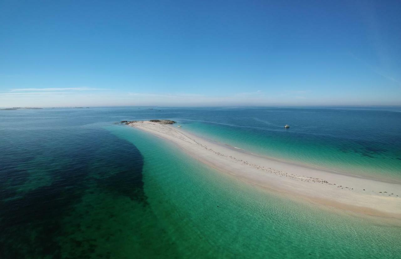 Le STUDIO LA PLAGE 3 ETOILES face à la mer Bénodet Eksteriør bilde